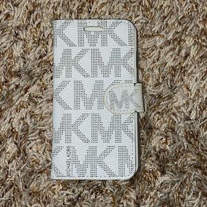 Michael Kors iPhone 6 case